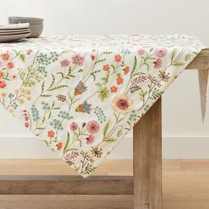 Spring Garden Table Throw